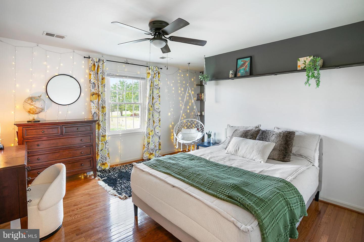 11946 ROPP LN, LOVETTSVILLE, Virginia 20180, 3 Bedrooms Bedrooms, ,3 BathroomsBathrooms,Residential,For sale,11946 ROPP LN,VALO2112084 MLS # VALO2112084