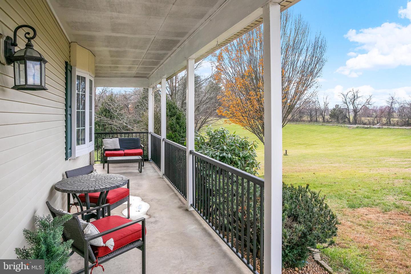 11946 ROPP LN, LOVETTSVILLE, Virginia 20180, 3 Bedrooms Bedrooms, ,3 BathroomsBathrooms,Residential,For sale,11946 ROPP LN,VALO2112084 MLS # VALO2112084