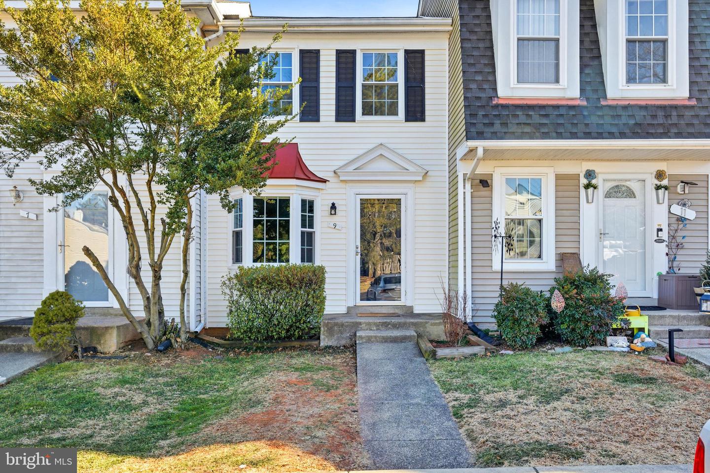 9 ALDEN CT, STERLING, Virginia 20165, 2 Bedrooms Bedrooms, ,2 BathroomsBathrooms,Residential,For sale,9 ALDEN CT,VALO2112374 MLS # VALO2112374