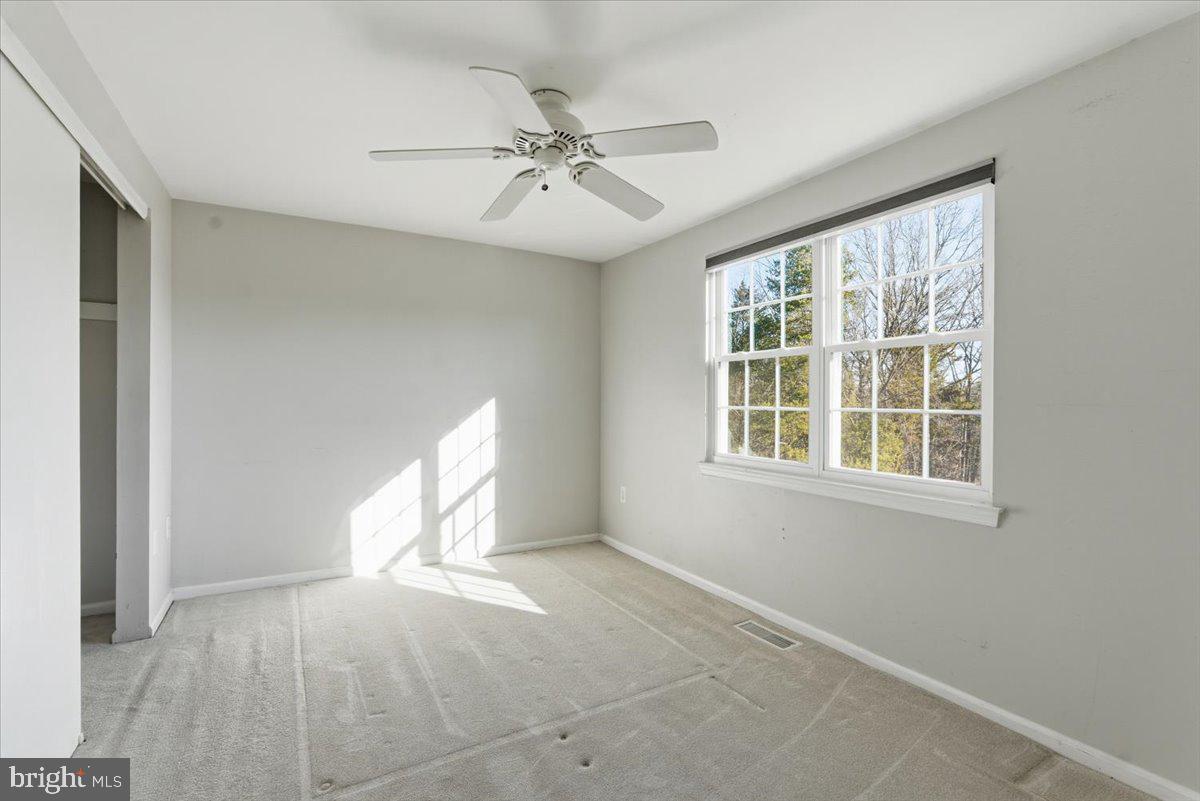 9 ALDEN CT, STERLING, Virginia 20165, 2 Bedrooms Bedrooms, ,2 BathroomsBathrooms,Residential,For sale,9 ALDEN CT,VALO2112374 MLS # VALO2112374