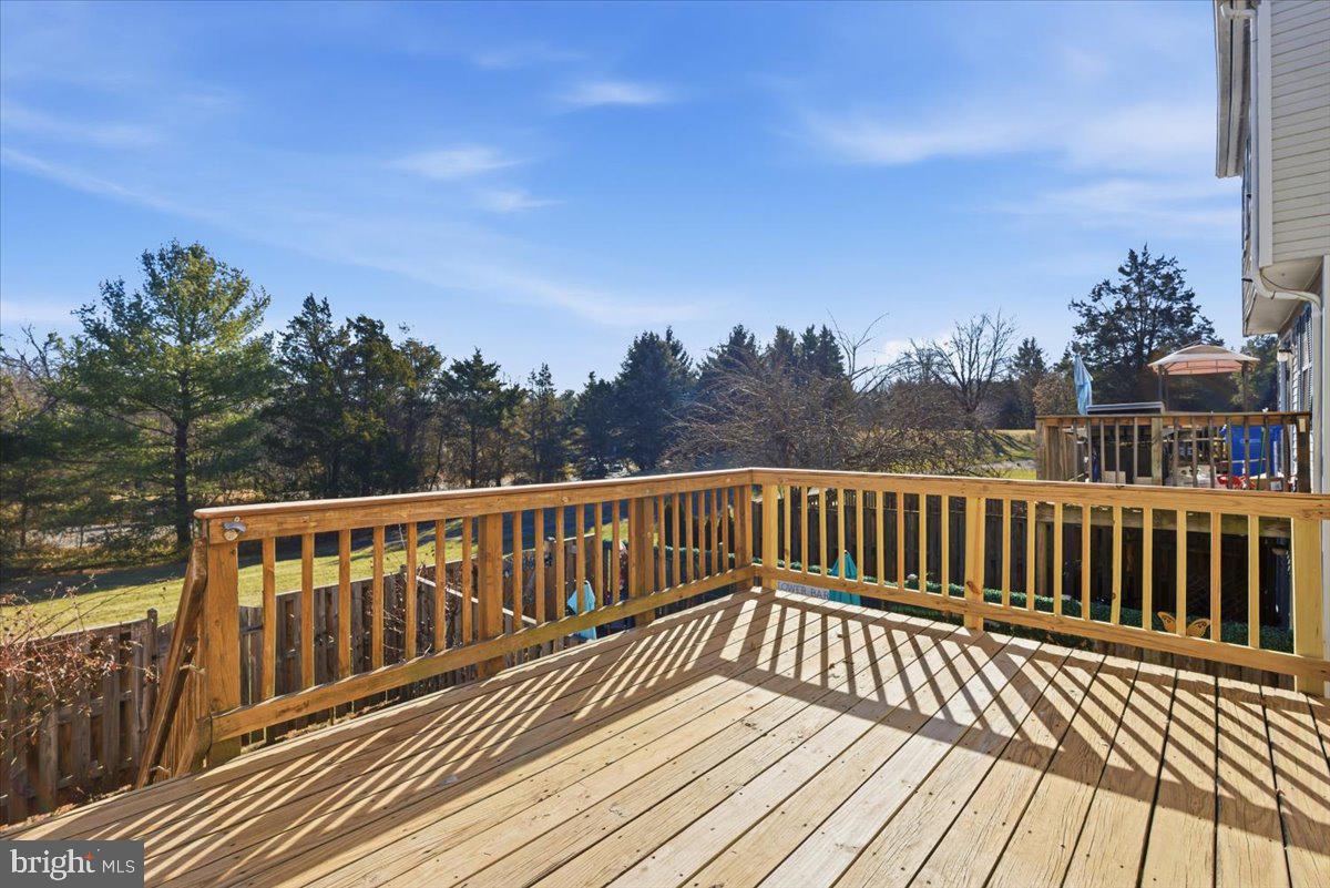 9 ALDEN CT, STERLING, Virginia 20165, 2 Bedrooms Bedrooms, ,2 BathroomsBathrooms,Residential,For sale,9 ALDEN CT,VALO2112374 MLS # VALO2112374