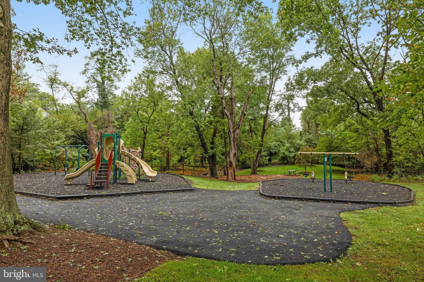 9 ALDEN CT, STERLING, Virginia 20165, 2 Bedrooms Bedrooms, ,2 BathroomsBathrooms,Residential,For sale,9 ALDEN CT,VALO2112374 MLS # VALO2112374