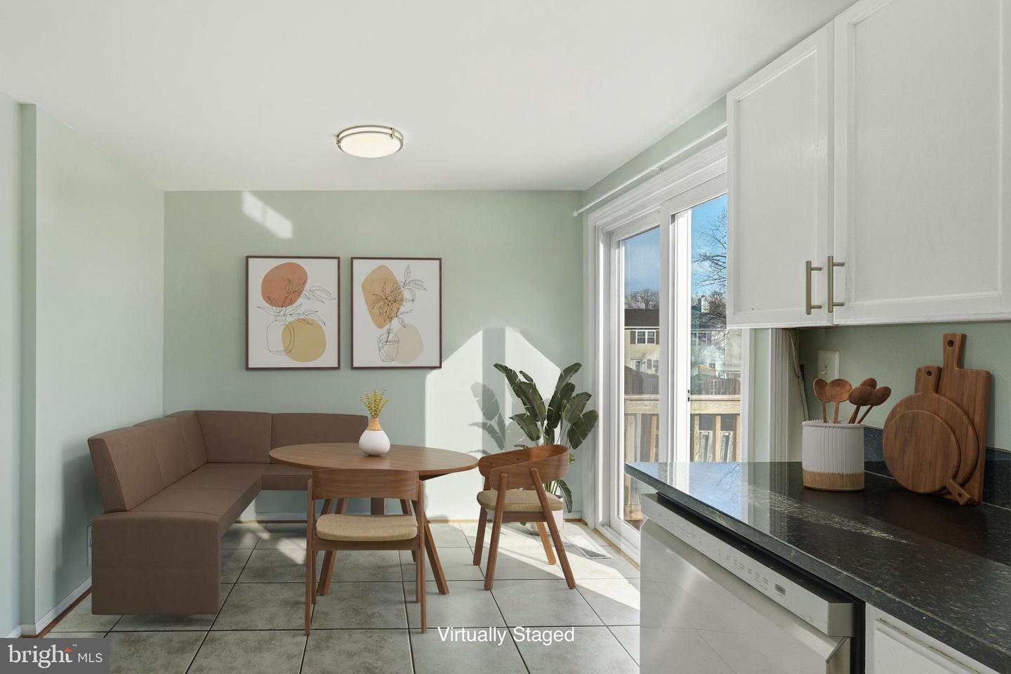 9 ALDEN CT, STERLING, Virginia 20165, 2 Bedrooms Bedrooms, ,2 BathroomsBathrooms,Residential,For sale,9 ALDEN CT,VALO2112374 MLS # VALO2112374