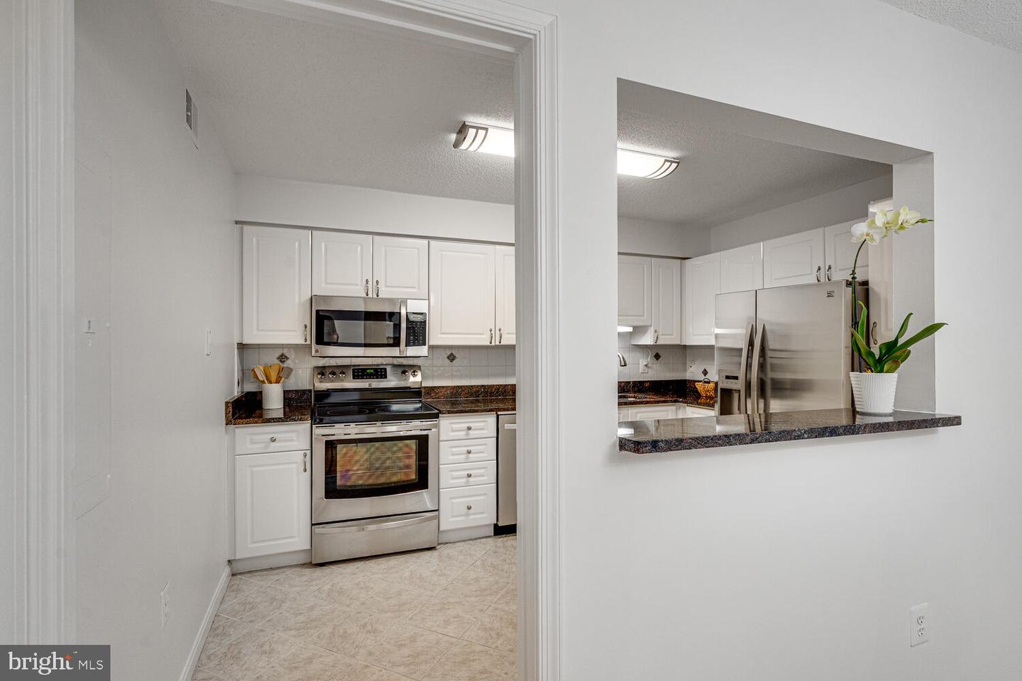 2121 JAMIESON AVE #UNIT #1207, ALEXANDRIA, Virginia 22314, 2 Bedrooms Bedrooms, ,2 BathroomsBathrooms,Residential,For sale,2121 JAMIESON AVE #UNIT #1207,VAAX2052558 MLS # VAAX2052558