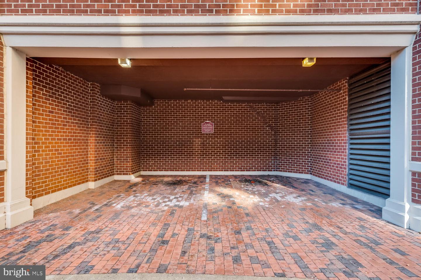 2121 JAMIESON AVE #UNIT #1207, ALEXANDRIA, Virginia 22314, 2 Bedrooms Bedrooms, ,2 BathroomsBathrooms,Residential,For sale,2121 JAMIESON AVE #UNIT #1207,VAAX2052558 MLS # VAAX2052558