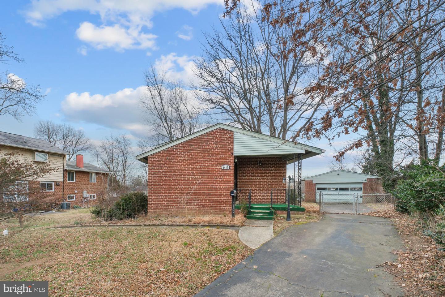 5607 IONA WAY, ALEXANDRIA, Virginia 22312, 3 Bedrooms Bedrooms, 11 Rooms Rooms,2 BathroomsBathrooms,Residential,For sale,5607 IONA WAY,VAFX2283518 MLS # VAFX2283518