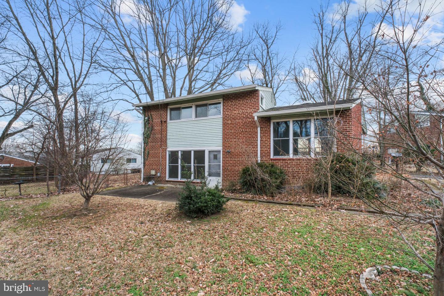 5607 IONA WAY, ALEXANDRIA, Virginia 22312, 3 Bedrooms Bedrooms, 11 Rooms Rooms,2 BathroomsBathrooms,Residential,For sale,5607 IONA WAY,VAFX2283518 MLS # VAFX2283518