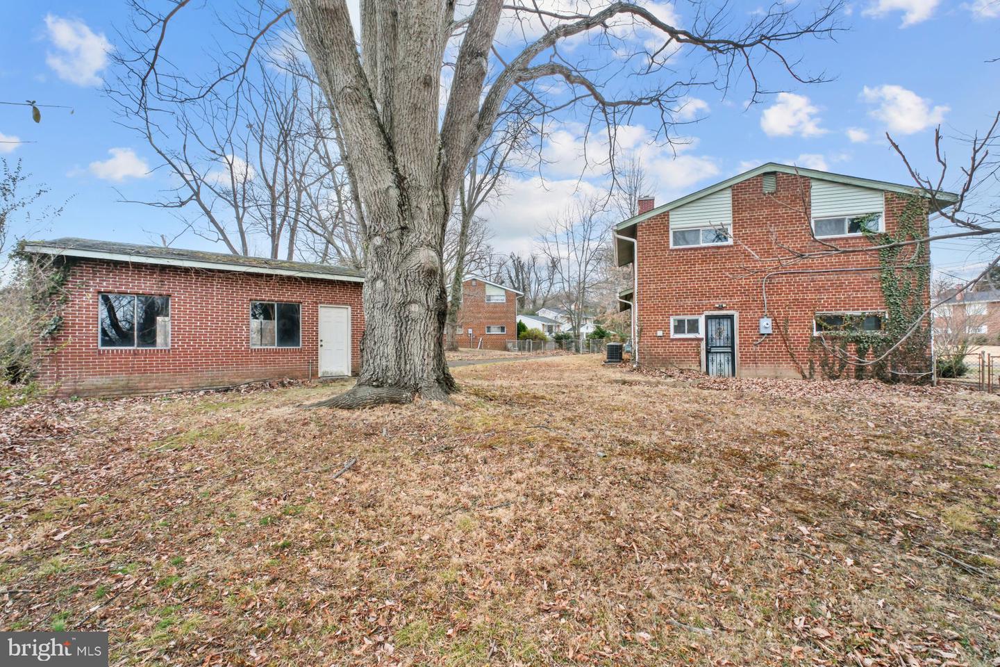 5607 IONA WAY, ALEXANDRIA, Virginia 22312, 3 Bedrooms Bedrooms, 11 Rooms Rooms,2 BathroomsBathrooms,Residential,For sale,5607 IONA WAY,VAFX2283518 MLS # VAFX2283518