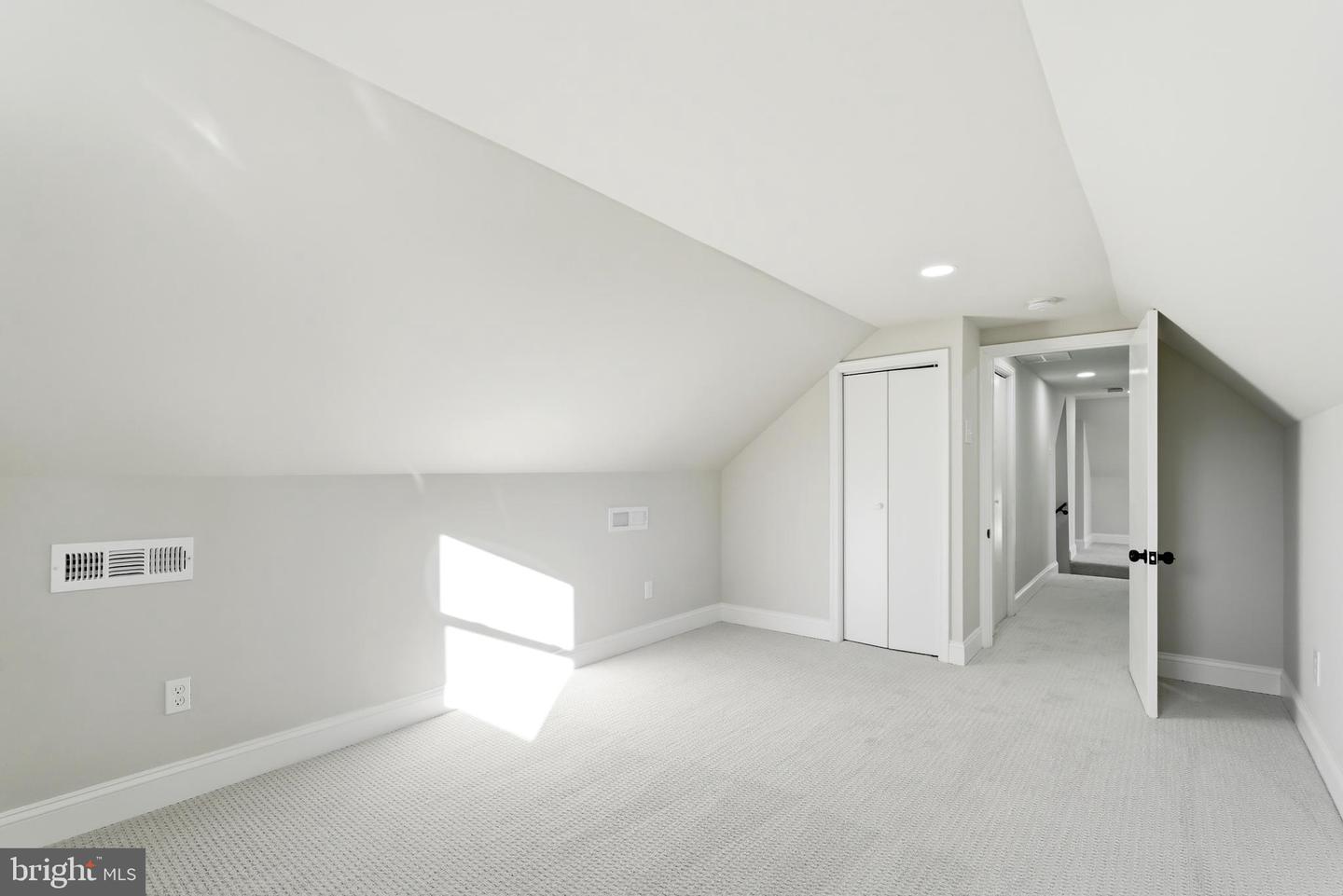 6735 GOUTHIER RD, FALLS CHURCH, Virginia 22042, 4 Bedrooms Bedrooms, ,3 BathroomsBathrooms,Residential,For sale,6735 GOUTHIER RD,VAFX2283532 MLS # VAFX2283532