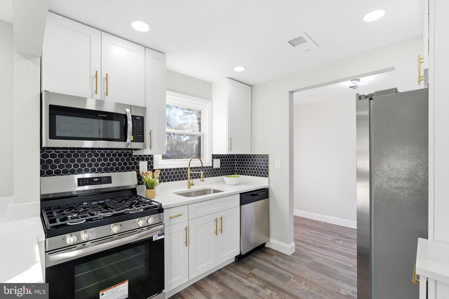 6735 GOUTHIER RD, FALLS CHURCH, Virginia 22042, 4 Bedrooms Bedrooms, ,3 BathroomsBathrooms,Residential,For sale,6735 GOUTHIER RD,VAFX2283532 MLS # VAFX2283532