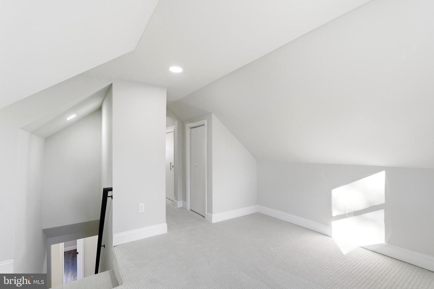 6735 GOUTHIER RD, FALLS CHURCH, Virginia 22042, 4 Bedrooms Bedrooms, ,3 BathroomsBathrooms,Residential,For sale,6735 GOUTHIER RD,VAFX2283532 MLS # VAFX2283532