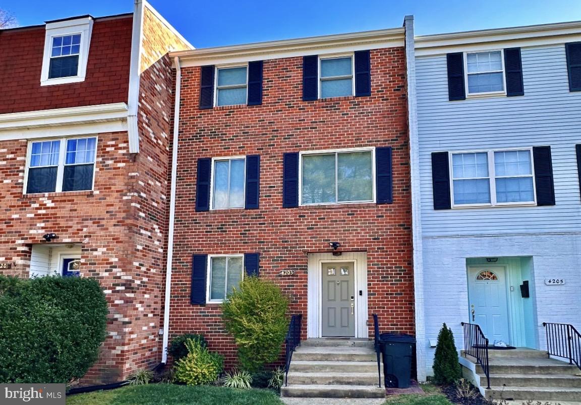 4203 MAIN ST, ALEXANDRIA, Virginia 22309, 3 Bedrooms Bedrooms, ,2 BathroomsBathrooms,Residential,For sale,4203 MAIN ST,VAFX2283910 MLS # VAFX2283910
