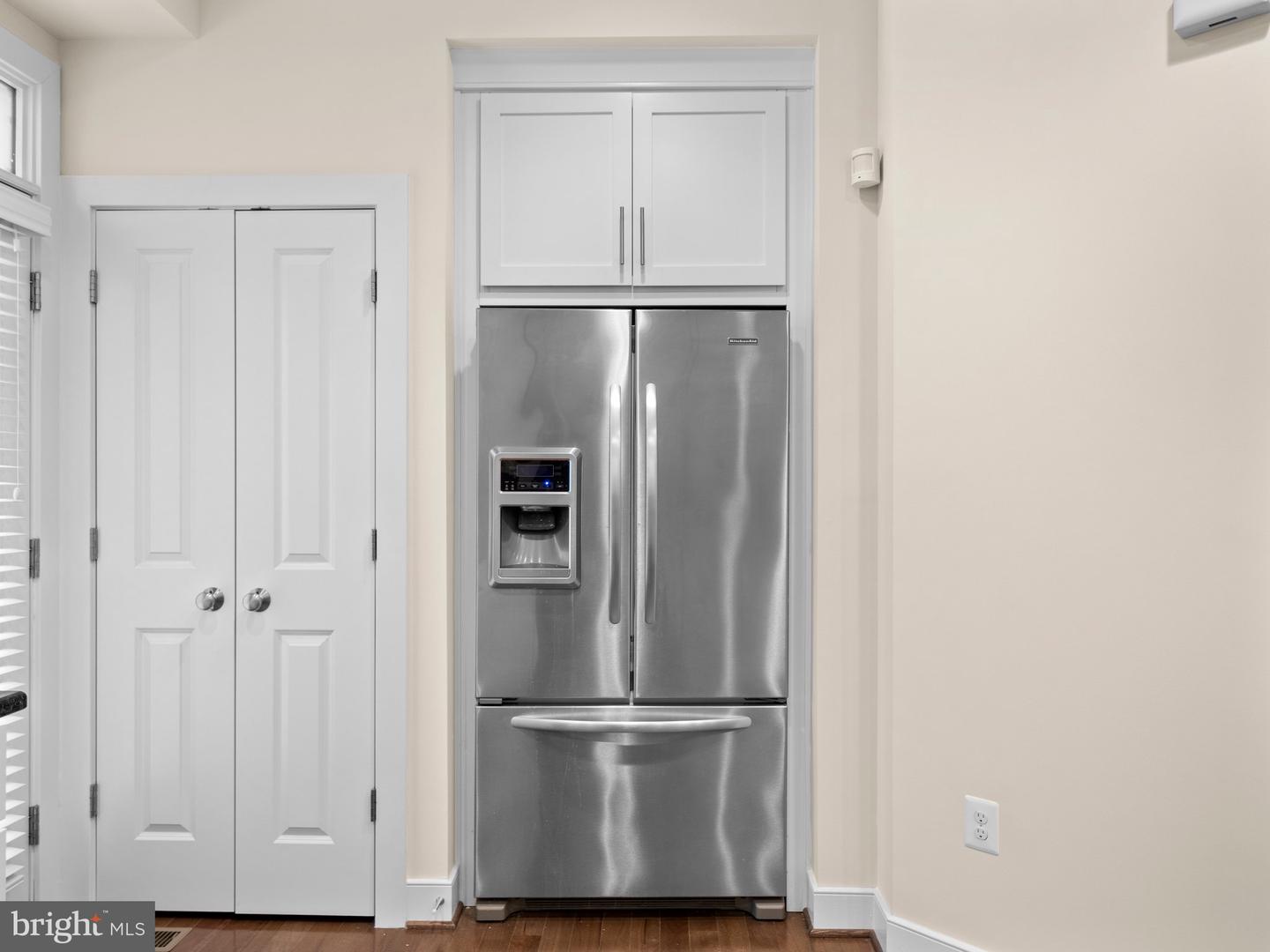 918 PETE JONES WAY, ALEXANDRIA, Virginia 22314, 3 Bedrooms Bedrooms, ,3 BathroomsBathrooms,Residential,For sale,918 PETE JONES WAY,VAAX2052832 MLS # VAAX2052832 918 PETE JONES WAY, ALEXANDRIA, Virginia 22314, 3 Bedrooms Bedrooms, ,3 BathroomsBathrooms,Residential,For sale,918 PETE JONES WAY,VAAX2052832 MLS # VAAX2052832