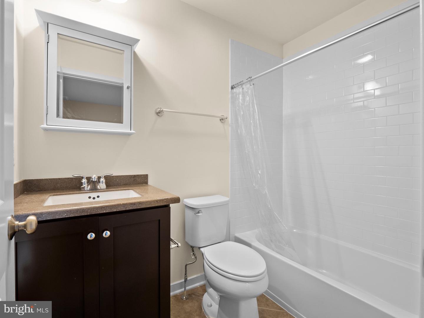 918 PETE JONES WAY, ALEXANDRIA, Virginia 22314, 3 Bedrooms Bedrooms, ,3 BathroomsBathrooms,Residential,For sale,918 PETE JONES WAY,VAAX2052832 MLS # VAAX2052832 918 PETE JONES WAY, ALEXANDRIA, Virginia 22314, 3 Bedrooms Bedrooms, ,3 BathroomsBathrooms,Residential,For sale,918 PETE JONES WAY,VAAX2052832 MLS # VAAX2052832