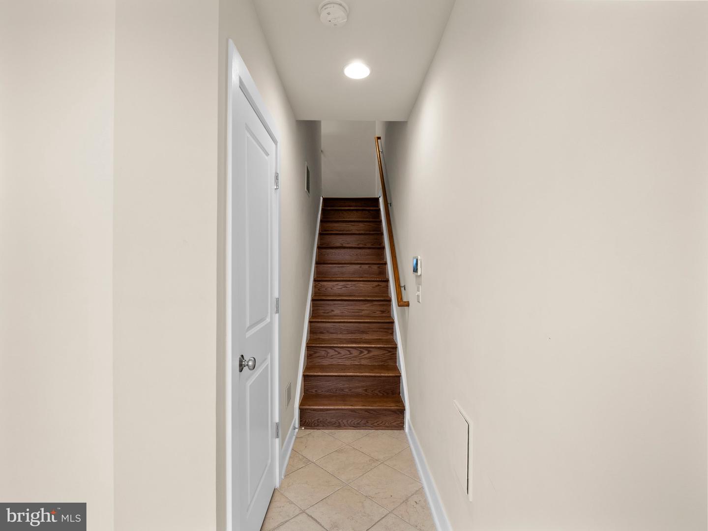 918 PETE JONES WAY, ALEXANDRIA, Virginia 22314, 3 Bedrooms Bedrooms, ,3 BathroomsBathrooms,Residential,For sale,918 PETE JONES WAY,VAAX2052832 MLS # VAAX2052832 918 PETE JONES WAY, ALEXANDRIA, Virginia 22314, 3 Bedrooms Bedrooms, ,3 BathroomsBathrooms,Residential,For sale,918 PETE JONES WAY,VAAX2052832 MLS # VAAX2052832