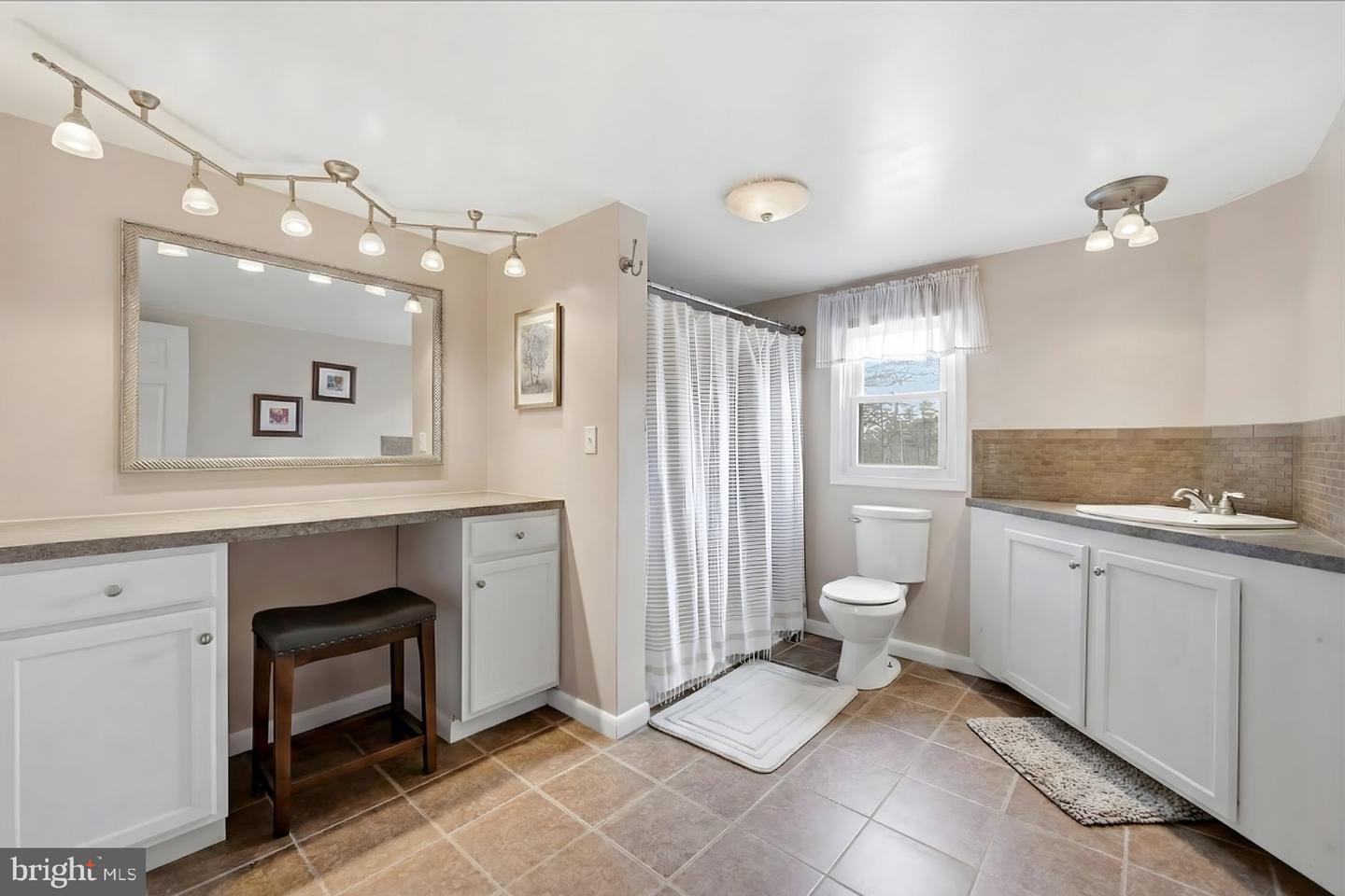 1901 S TIMBER RIDGE RD, CROSS JUNCTION, Virginia 22625, 3 Bedrooms Bedrooms, ,2 BathroomsBathrooms,Residential,For sale,1901 S TIMBER RIDGE RD,VAFV2038748 MLS # VAFV2038748