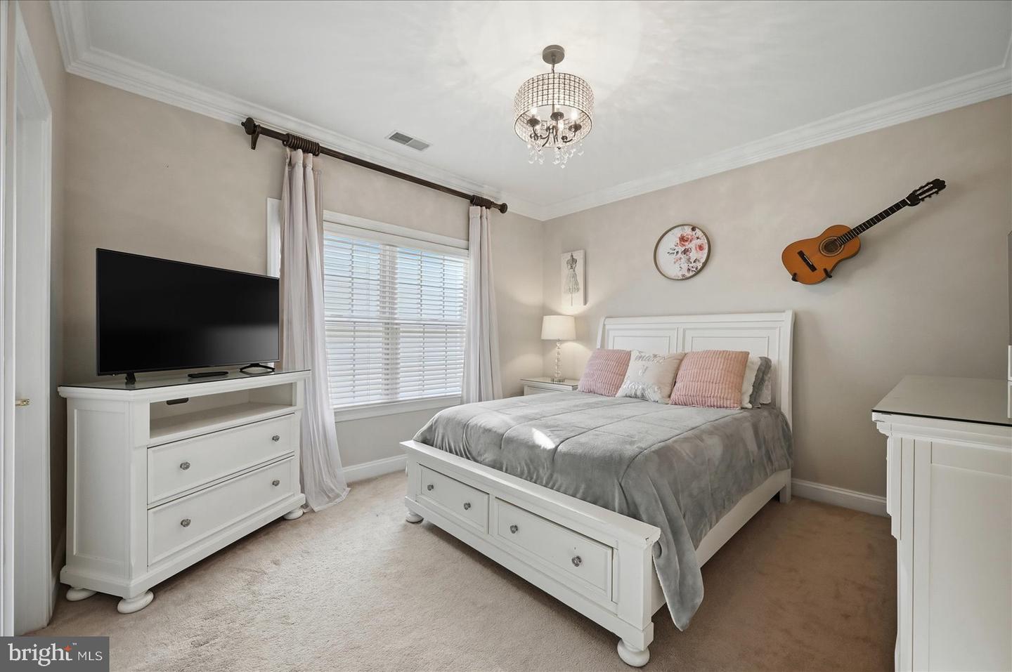 19468 MILL DAM PL, LEESBURG, Virginia 20176, 5 Bedrooms Bedrooms, ,4 BathroomsBathrooms,Residential,For sale,19468 MILL DAM PL,VALO2113528 MLS # VALO2113528