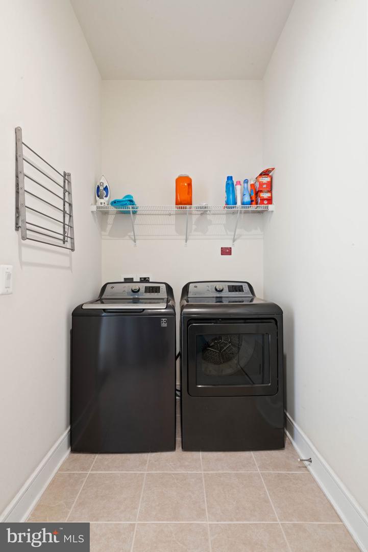 42905 SANDY QUAIL TER, ASHBURN, Virginia 20148, 4 Bedrooms Bedrooms, ,3 BathroomsBathrooms,Residential,For sale,42905 SANDY QUAIL TER,VALO2113608 MLS # VALO2113608