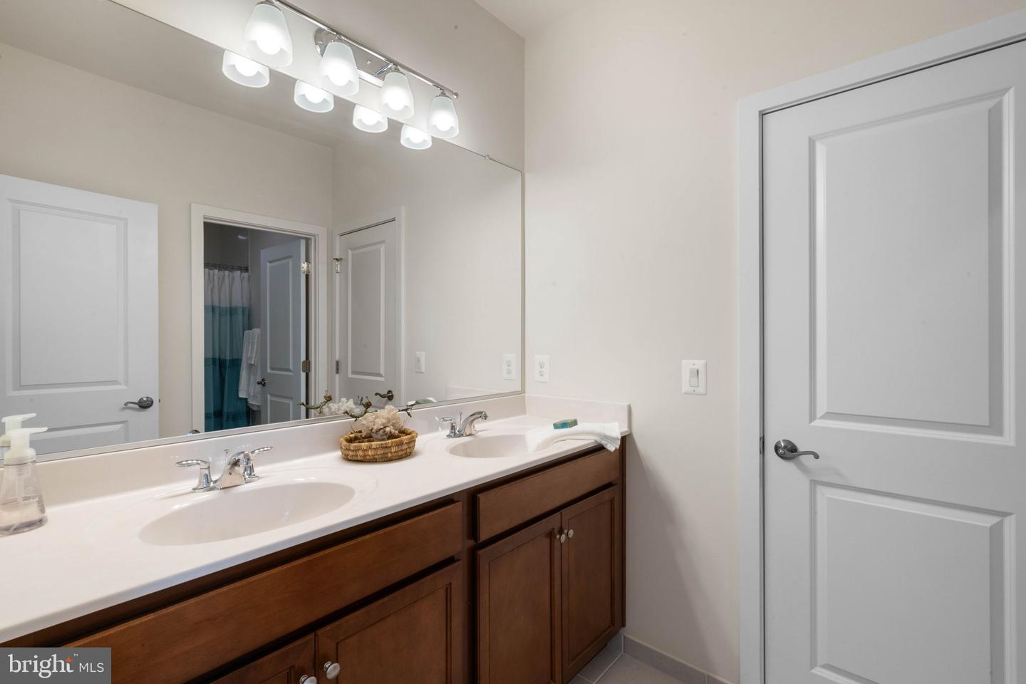 42905 SANDY QUAIL TER, ASHBURN, Virginia 20148, 4 Bedrooms Bedrooms, ,3 BathroomsBathrooms,Residential,For sale,42905 SANDY QUAIL TER,VALO2113608 MLS # VALO2113608