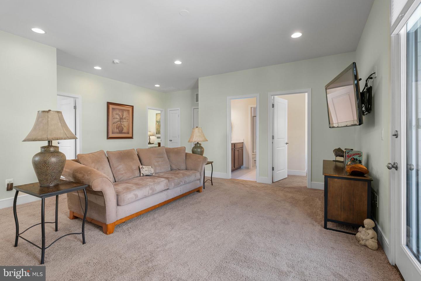 42905 SANDY QUAIL TER, ASHBURN, Virginia 20148, 4 Bedrooms Bedrooms, ,3 BathroomsBathrooms,Residential,For sale,42905 SANDY QUAIL TER,VALO2113608 MLS # VALO2113608