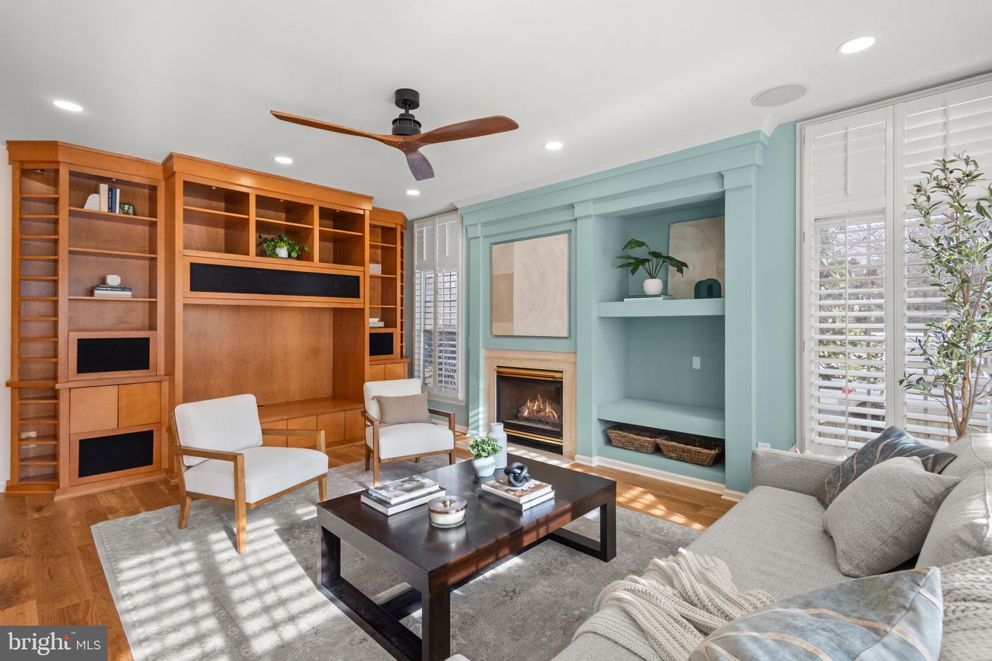 2370 WHITESTONE HILL CT, FALLS CHURCH, Virginia 22043, 5 Bedrooms Bedrooms, ,4 BathroomsBathrooms,Residential,For sale,2370 WHITESTONE HILL CT,VAFX2285400 MLS # VAFX2285400