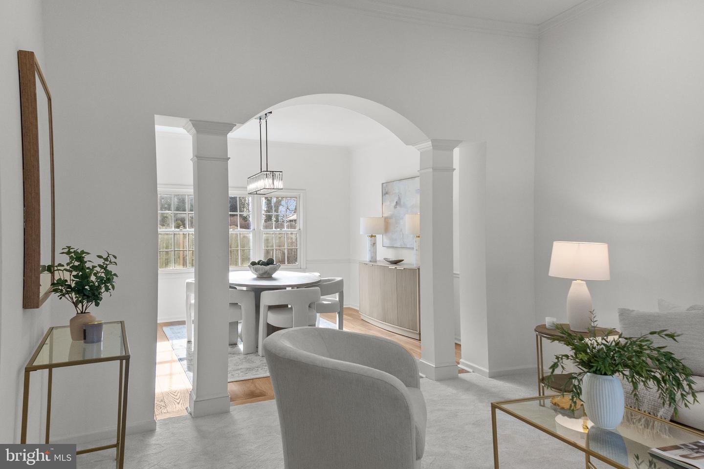 2370 WHITESTONE HILL CT, FALLS CHURCH, Virginia 22043, 5 Bedrooms Bedrooms, ,4 BathroomsBathrooms,Residential,For sale,2370 WHITESTONE HILL CT,VAFX2285400 MLS # VAFX2285400