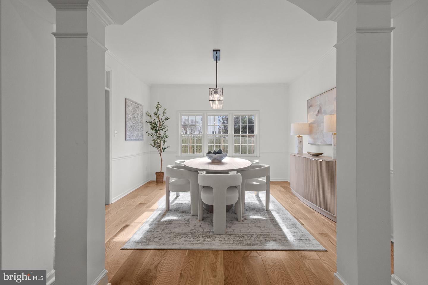 2370 WHITESTONE HILL CT, FALLS CHURCH, Virginia 22043, 5 Bedrooms Bedrooms, ,4 BathroomsBathrooms,Residential,For sale,2370 WHITESTONE HILL CT,VAFX2285400 MLS # VAFX2285400