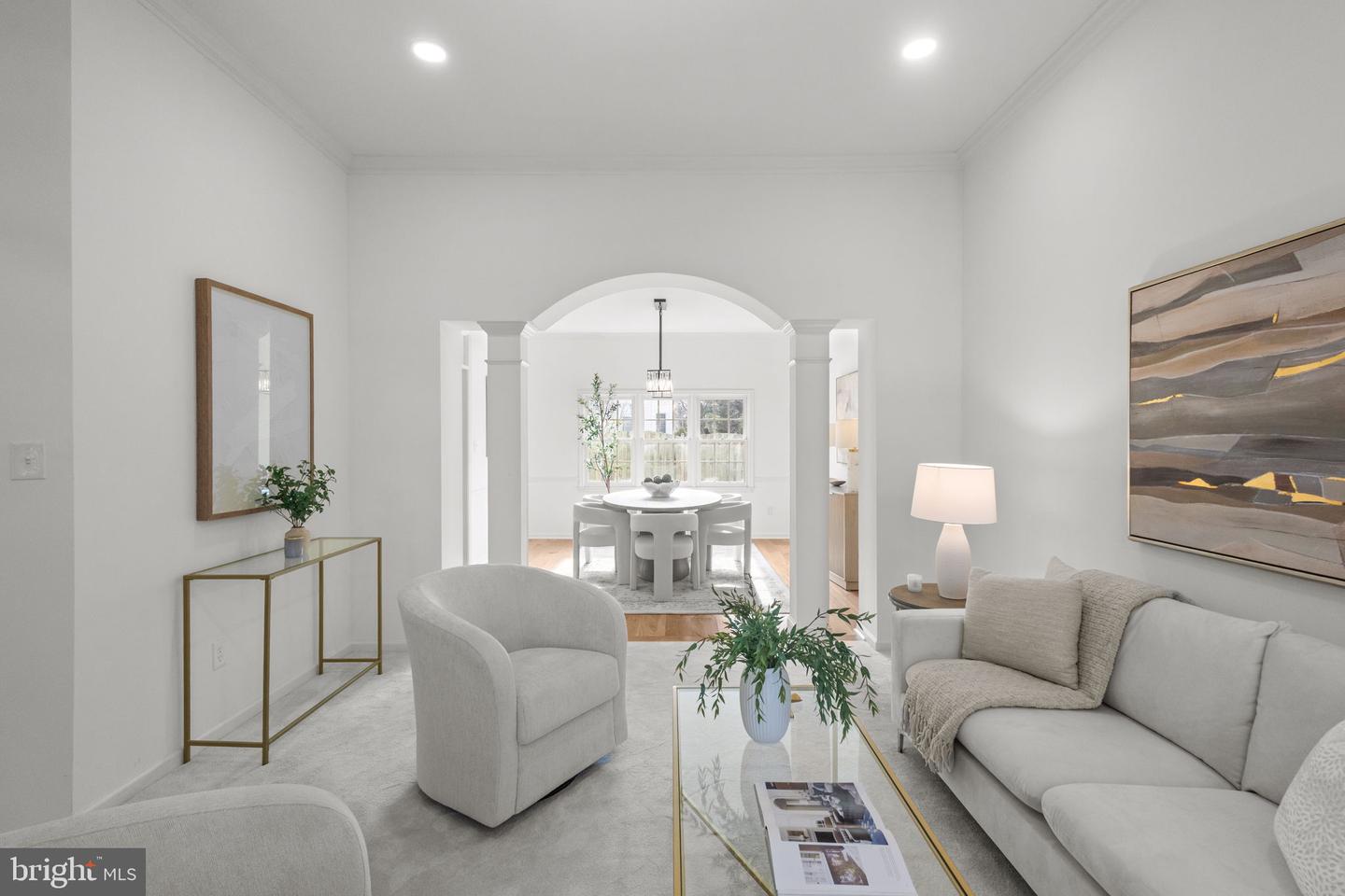 2370 WHITESTONE HILL CT, FALLS CHURCH, Virginia 22043, 5 Bedrooms Bedrooms, ,4 BathroomsBathrooms,Residential,For sale,2370 WHITESTONE HILL CT,VAFX2285400 MLS # VAFX2285400