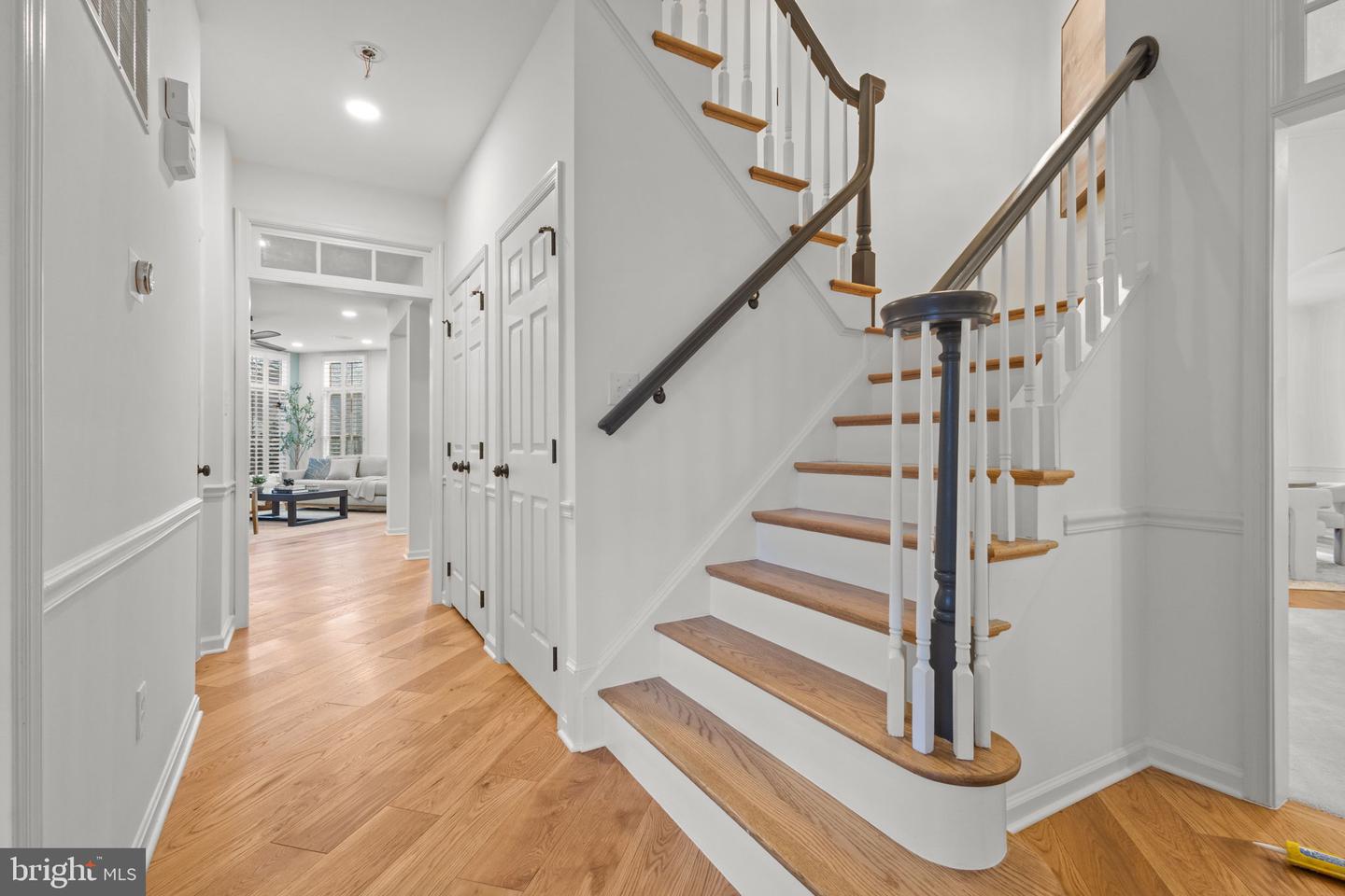 2370 WHITESTONE HILL CT, FALLS CHURCH, Virginia 22043, 5 Bedrooms Bedrooms, ,4 BathroomsBathrooms,Residential,For sale,2370 WHITESTONE HILL CT,VAFX2285400 MLS # VAFX2285400