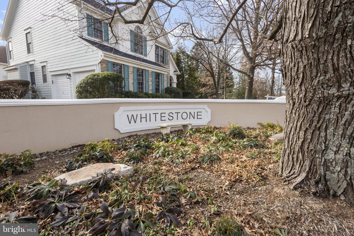 2370 WHITESTONE HILL CT, FALLS CHURCH, Virginia 22043, 5 Bedrooms Bedrooms, ,4 BathroomsBathrooms,Residential,For sale,2370 WHITESTONE HILL CT,VAFX2285400 MLS # VAFX2285400