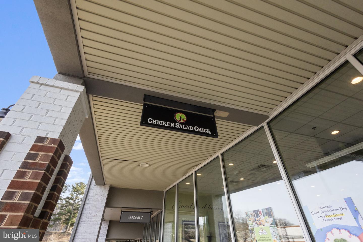 2370 WHITESTONE HILL CT, FALLS CHURCH, Virginia 22043, 5 Bedrooms Bedrooms, ,4 BathroomsBathrooms,Residential,For sale,2370 WHITESTONE HILL CT,VAFX2285400 MLS # VAFX2285400