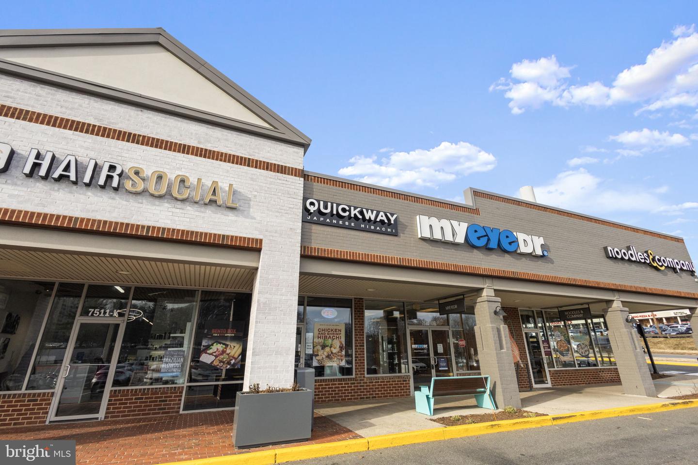 2370 WHITESTONE HILL CT, FALLS CHURCH, Virginia 22043, 5 Bedrooms Bedrooms, ,4 BathroomsBathrooms,Residential,For sale,2370 WHITESTONE HILL CT,VAFX2285400 MLS # VAFX2285400