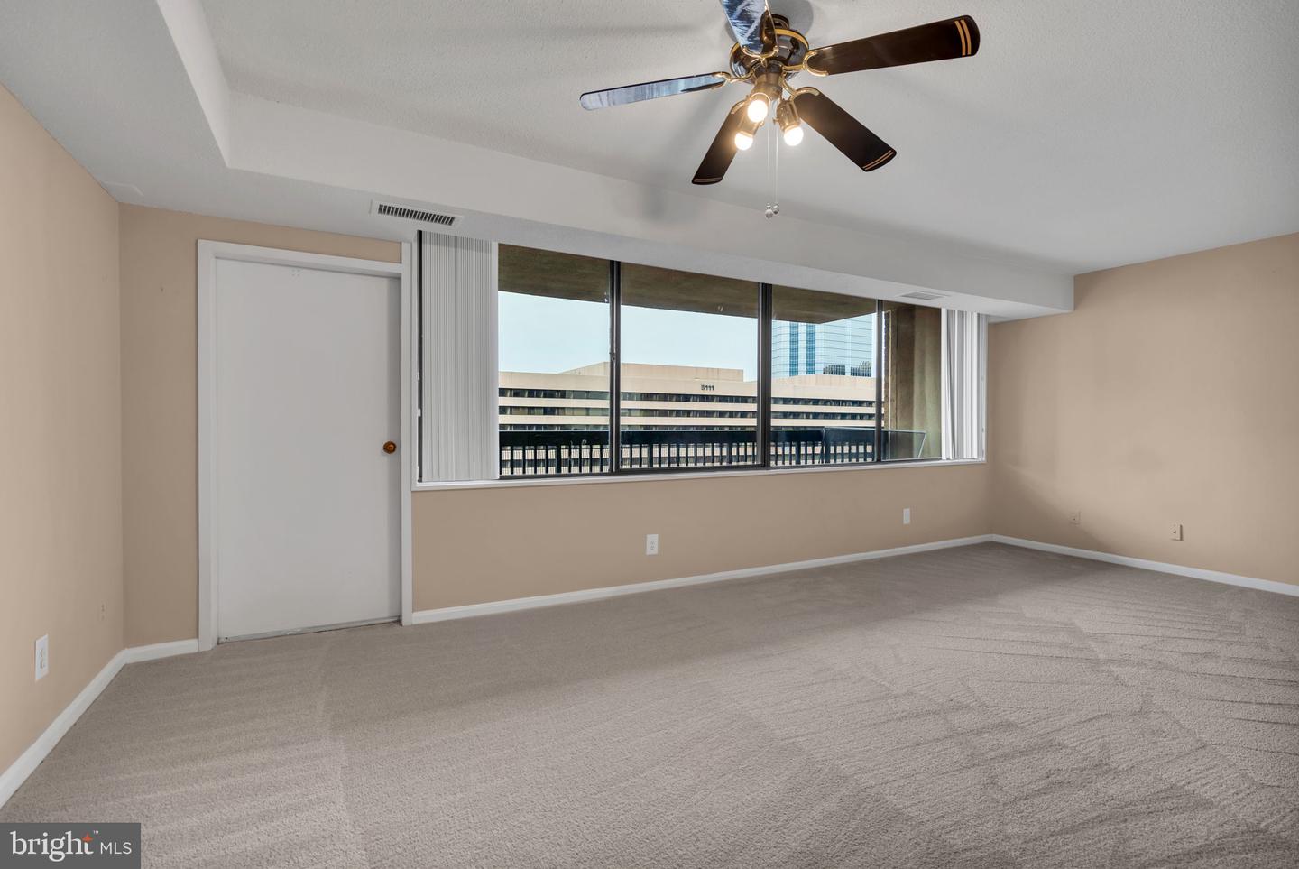 3713 S GEORGE MASON DR #1109, FALLS CHURCH, Virginia 22041, 1 Bedroom Bedrooms, ,1 BathroomBathrooms,Residential,For sale,3713 S GEORGE MASON DR #1109,VAFX2285416 MLS # VAFX2285416