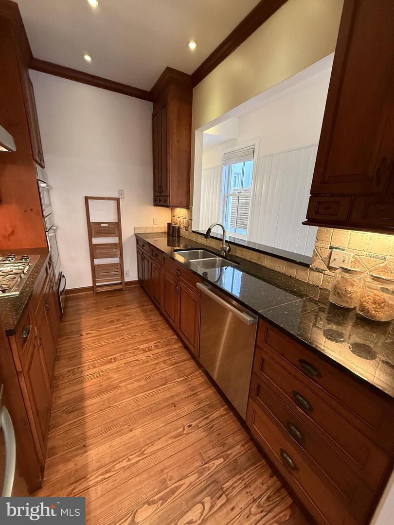 1745 S ST NW, WASHINGTON, District Of Columbia 20009, 3 Bedrooms Bedrooms, ,2 BathroomsBathrooms,Residential,For sale,1745 S ST NW,DCDC2241256 MLS # DCDC2241256