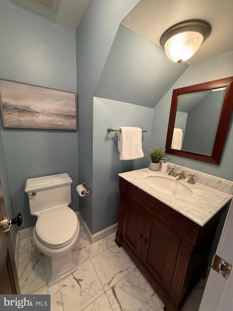 1745 S ST NW, WASHINGTON, District Of Columbia 20009, 3 Bedrooms Bedrooms, ,2 BathroomsBathrooms,Residential,For sale,1745 S ST NW,DCDC2241256 MLS # DCDC2241256