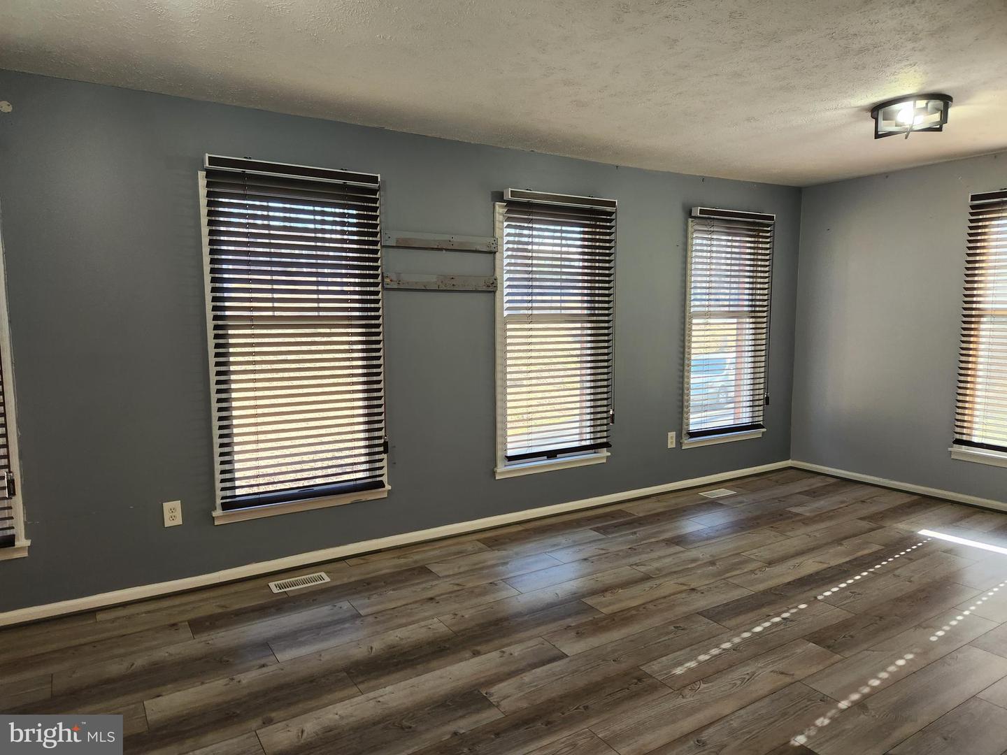 10 GREENRIDGE DR, STAFFORD, Virginia 22554, 4 Bedrooms Bedrooms, ,3 BathroomsBathrooms,Residential,For sale,10 GREENRIDGE DR,VAST2045242 MLS # VAST2045242