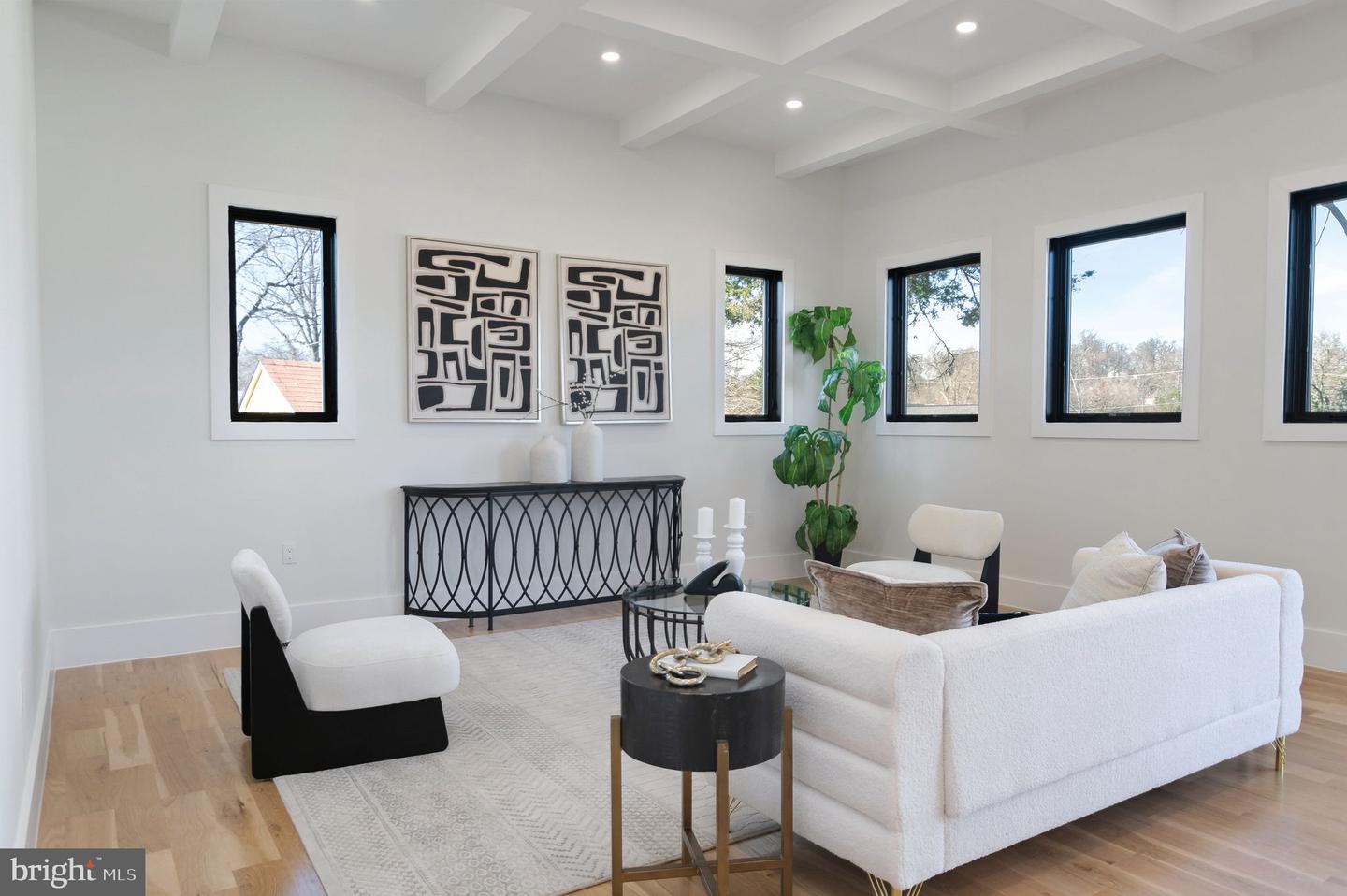 6818 BARRETT RD, FALLS CHURCH, Virginia 22042, 6 Bedrooms Bedrooms, 25 Rooms Rooms,5 BathroomsBathrooms,Residential,For sale,6818 BARRETT RD,VAFX2285748 MLS # VAFX2285748