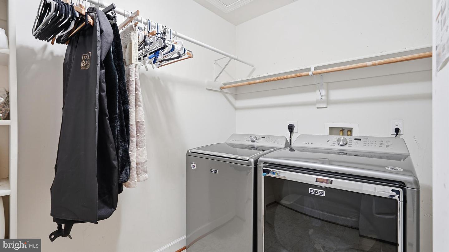 14439 HAMILL RUN DR, GAINESVILLE, Virginia 20155, 4 Bedrooms Bedrooms, ,4 BathroomsBathrooms,Residential,For sale,14439 HAMILL RUN DR,VAPW2110540 MLS # VAPW2110540 14439 HAMILL RUN DR, GAINESVILLE, Virginia 20155, 4 Bedrooms Bedrooms, ,4 BathroomsBathrooms,Residential,For sale,14439 HAMILL RUN DR,VAPW2110540 MLS # VAPW2110540