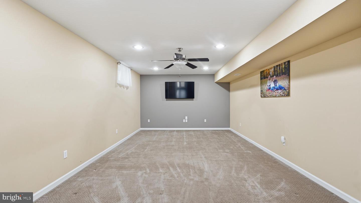 14439 HAMILL RUN DR, GAINESVILLE, Virginia 20155, 4 Bedrooms Bedrooms, ,4 BathroomsBathrooms,Residential,For sale,14439 HAMILL RUN DR,VAPW2110540 MLS # VAPW2110540 14439 HAMILL RUN DR, GAINESVILLE, Virginia 20155, 4 Bedrooms Bedrooms, ,4 BathroomsBathrooms,Residential,For sale,14439 HAMILL RUN DR,VAPW2110540 MLS # VAPW2110540