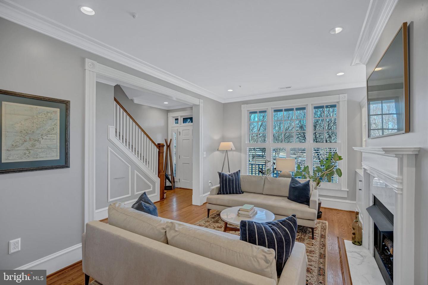 957 POWHATAN ST, ALEXANDRIA, Virginia 22314, 3 Bedrooms Bedrooms, ,3 BathroomsBathrooms,Residential,For sale,957 POWHATAN ST,VAAX2053200 MLS # VAAX2053200