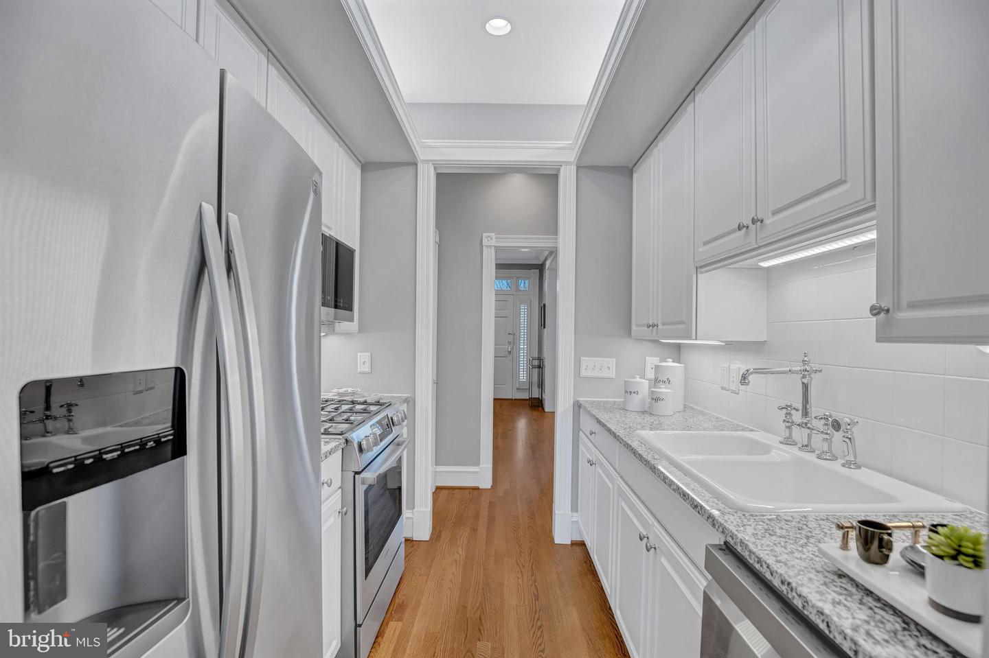 957 POWHATAN ST, ALEXANDRIA, Virginia 22314, 3 Bedrooms Bedrooms, ,3 BathroomsBathrooms,Residential,For sale,957 POWHATAN ST,VAAX2053200 MLS # VAAX2053200