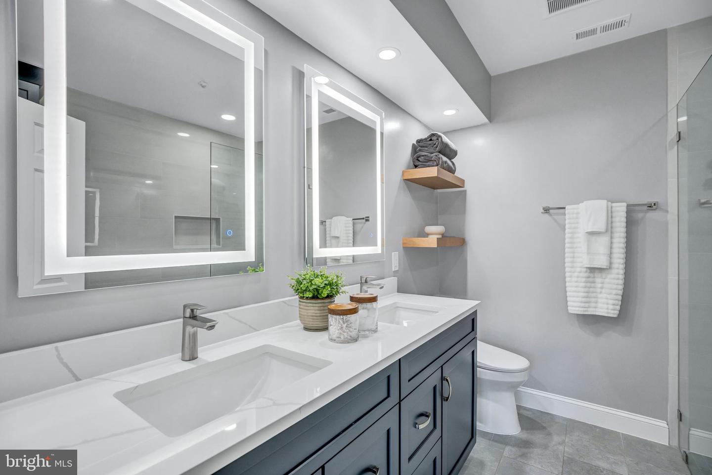 957 POWHATAN ST, ALEXANDRIA, Virginia 22314, 3 Bedrooms Bedrooms, ,3 BathroomsBathrooms,Residential,For sale,957 POWHATAN ST,VAAX2053200 MLS # VAAX2053200