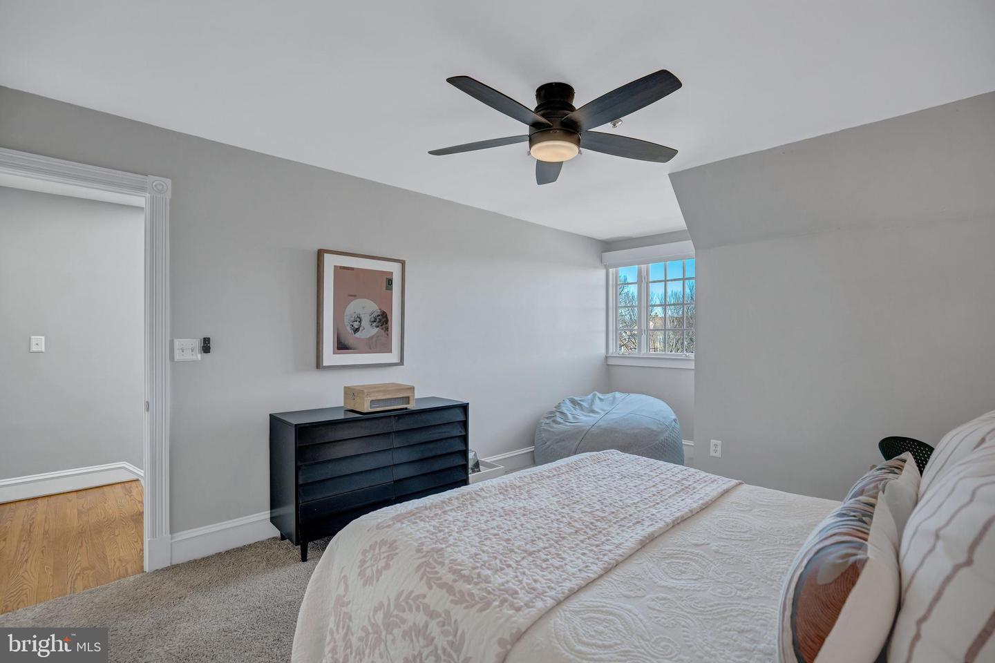 957 POWHATAN ST, ALEXANDRIA, Virginia 22314, 3 Bedrooms Bedrooms, ,3 BathroomsBathrooms,Residential,For sale,957 POWHATAN ST,VAAX2053200 MLS # VAAX2053200