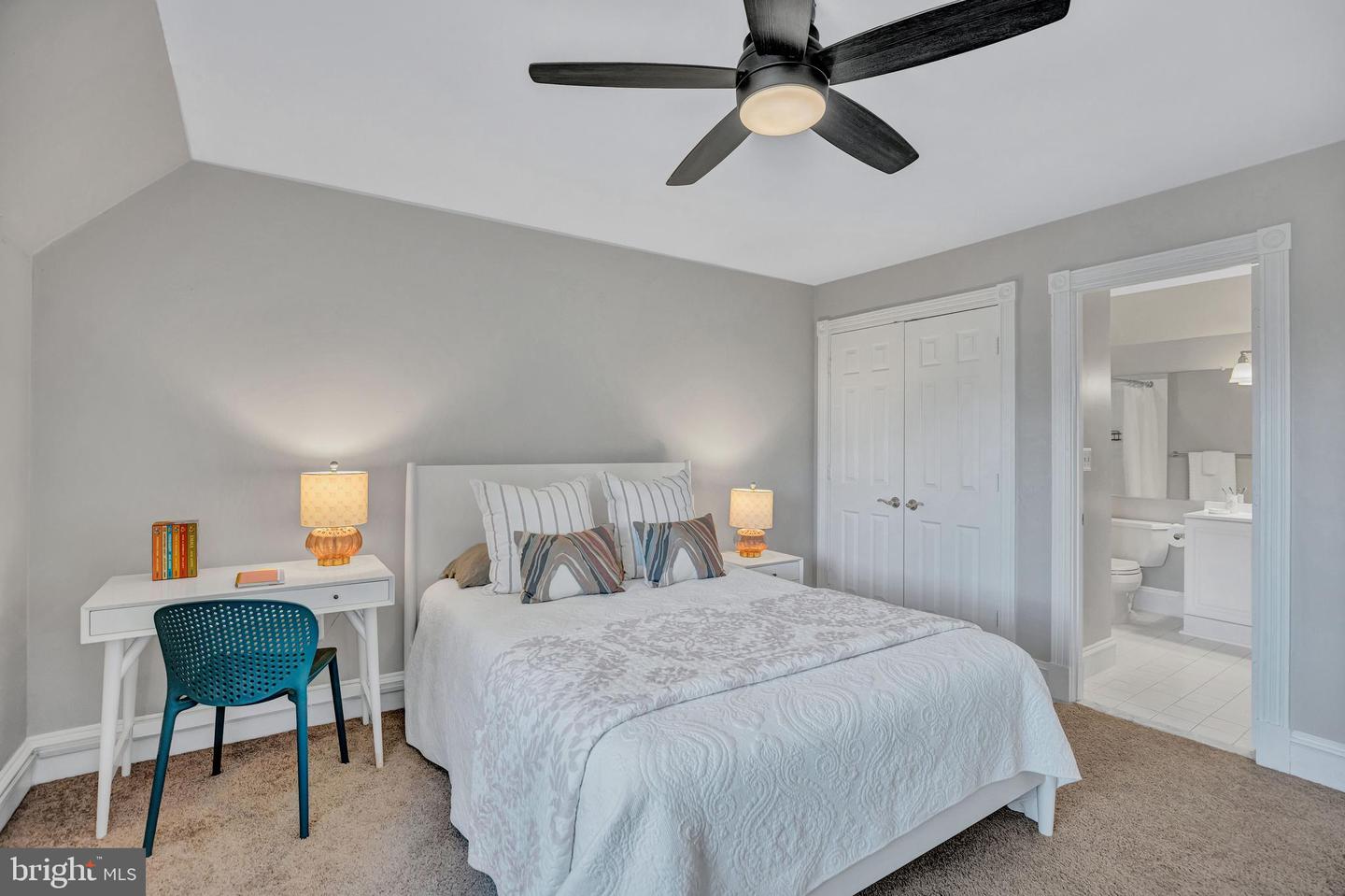 957 POWHATAN ST, ALEXANDRIA, Virginia 22314, 3 Bedrooms Bedrooms, ,3 BathroomsBathrooms,Residential,For sale,957 POWHATAN ST,VAAX2053200 MLS # VAAX2053200