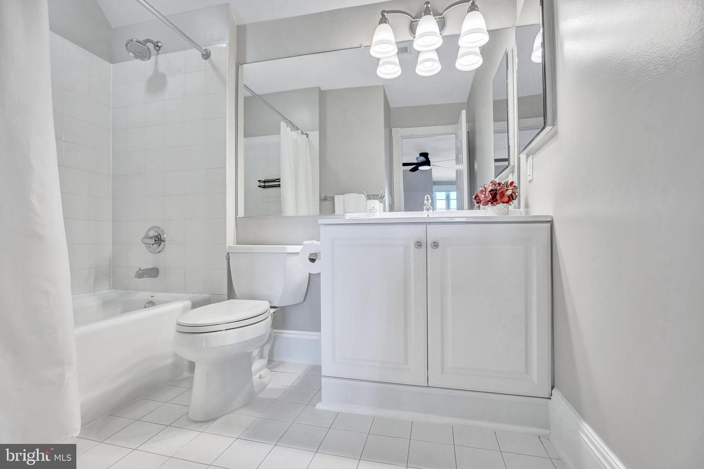 957 POWHATAN ST, ALEXANDRIA, Virginia 22314, 3 Bedrooms Bedrooms, ,3 BathroomsBathrooms,Residential,For sale,957 POWHATAN ST,VAAX2053200 MLS # VAAX2053200