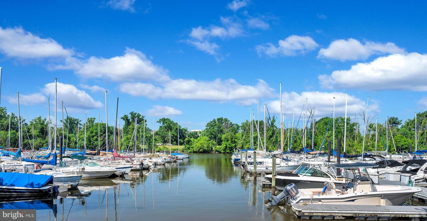 957 POWHATAN ST, ALEXANDRIA, Virginia 22314, 3 Bedrooms Bedrooms, ,3 BathroomsBathrooms,Residential,For sale,957 POWHATAN ST,VAAX2053200 MLS # VAAX2053200