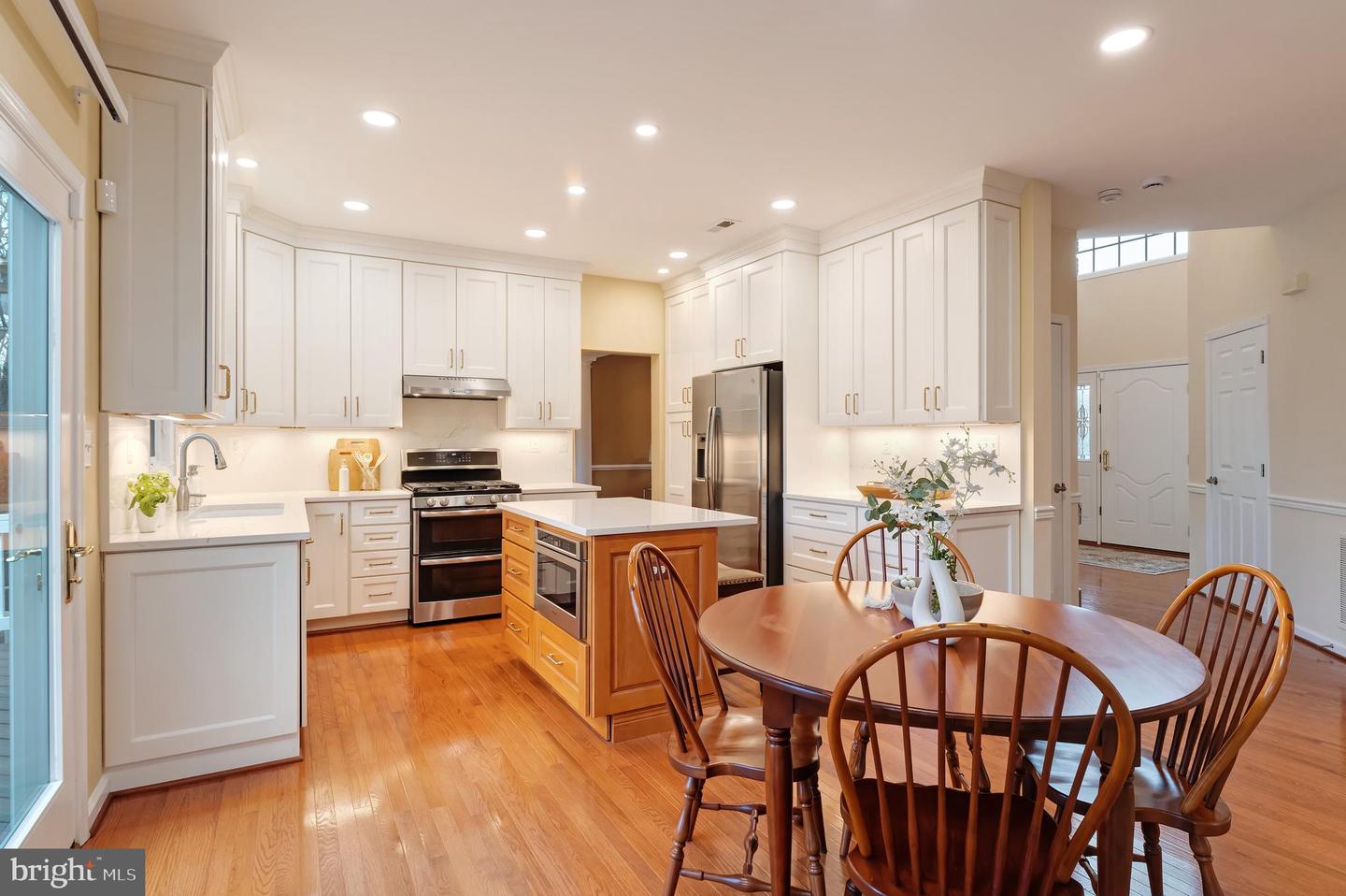 10812 CRIPPEN VALE CT, RESTON, Virginia 20194, 4 Bedrooms Bedrooms, ,2 BathroomsBathrooms,Residential,For sale,10812 CRIPPEN VALE CT,VAFX2285966 MLS # VAFX2285966