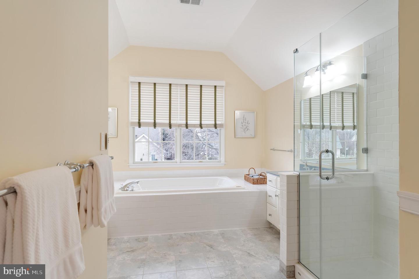 10812 CRIPPEN VALE CT, RESTON, Virginia 20194, 4 Bedrooms Bedrooms, ,2 BathroomsBathrooms,Residential,For sale,10812 CRIPPEN VALE CT,VAFX2285966 MLS # VAFX2285966