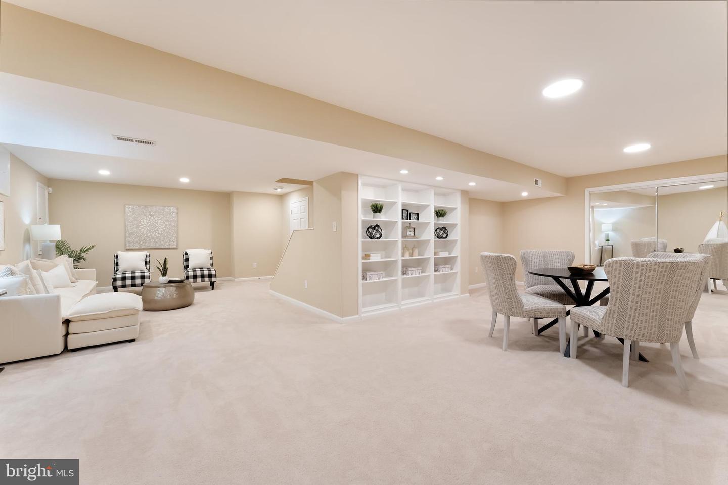 10812 CRIPPEN VALE CT, RESTON, Virginia 20194, 4 Bedrooms Bedrooms, ,2 BathroomsBathrooms,Residential,For sale,10812 CRIPPEN VALE CT,VAFX2285966 MLS # VAFX2285966