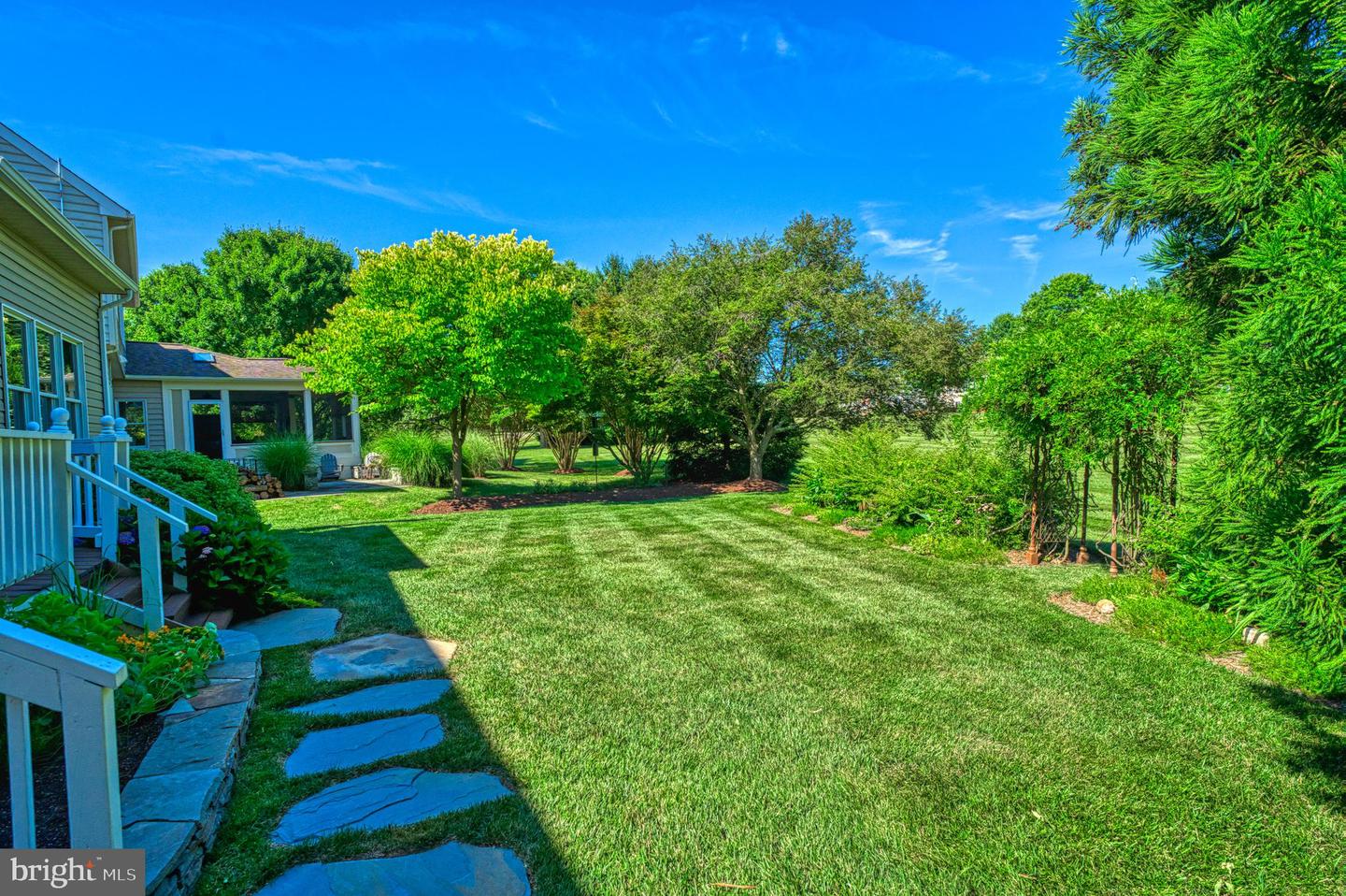 10812 CRIPPEN VALE CT, RESTON, Virginia 20194, 4 Bedrooms Bedrooms, ,2 BathroomsBathrooms,Residential,For sale,10812 CRIPPEN VALE CT,VAFX2285966 MLS # VAFX2285966